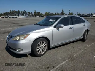 2010 Lexus ES 330 z VIN JTHBK1EG0A2380363, wystawiony jako Copart lot #61287325 z przebiegiem 177 355 mil mil oraz Szkoda całkowita • Salvage title. Historia ofert i sprzedaży dostępna na DreamBid. Obrazek 1.
