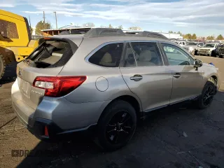 2018 Subaru Outback Premium z VIN 4S4BSAHC7J3256820, wystawiony jako Copart lot #89125935 z przebiegiem 130 673 mil mil oraz Szkoda całkowita • Salvage title. Historia ofert i sprzedaży dostępna na DreamBid. Obrazek 3.