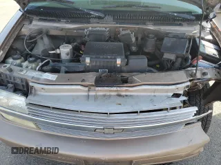 2003 Chevrolet Astro with VIN 1GNDM19X93B144559, listed as a Copart auction lot 50433334 with 177,951 mi miles and Non Repairable. Bid and sale history available at carsss.com. Image 12.