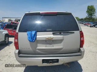 2007 Chevrolet Tahoe LS с VIN 1GNFC13C77J389275, выставлен на аукционе Copart как лот 53445345 с пробегом 211 290 миль миль и Списание • Salvage title. История ставок и продаж доступна на DreamBid. Изображение 6.