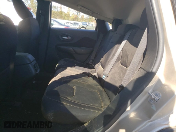 2015 Jeep Cherokee Latitude с VIN 1C4PJMCS8FW619774, выставлен на аукционе Copart как лот 76466254 с пробегом 130 035 миль миль и Списание • Salvage title. История ставок и продаж доступна на DreamBid. Изображение 11.