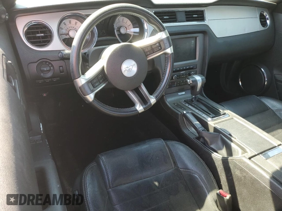 2010 Ford Mustang V6 with VIN 1ZVBP8AN4A5161062, listed as a Copart auction lot 46781945 with 152,083 mi miles and Salvage Title. Bid and sale history available at DreamBid. Image 8.