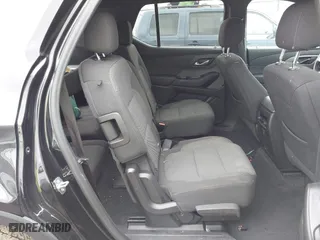 2022 Chevrolet Traverse LT Cloth with VIN 1GNERGKWXNJ128020, listed as a IAAI auction lot 41834528 with 41,087 mi miles. Bid and sale history available at carsss.com. Image 8.