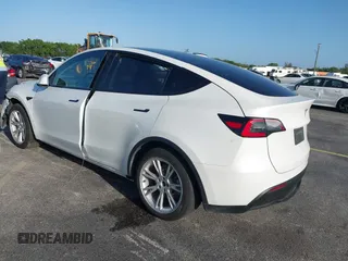 2021 Tesla Model Y Standard Range with VIN 5YJYGDED3MF103650, listed as a IAAI auction lot 41726278 with Not Provided miles and . Bid and sale history available at DreamBid. Image 3.