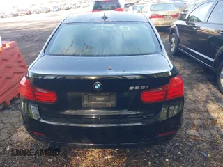 2015 BMW 3 Series 328i with VIN WBA3A5C59FF609332, listed as a IAAI auction lot 41994091 with 194,245 mi miles. Bid and sale history available at carsss.com. Image 16.