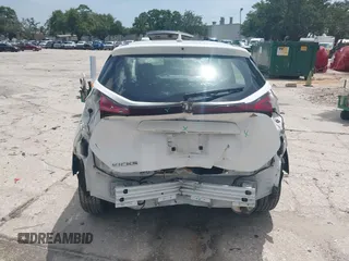2022 Nissan Kicks S z VIN 3N1CP5BV1NL519098, wystawiony jako IAAI lot #42511407 z przebiegiem 41 610 mil mil oraz . Historia ofert i sprzedaży dostępna na DreamBid. Obrazek 17.