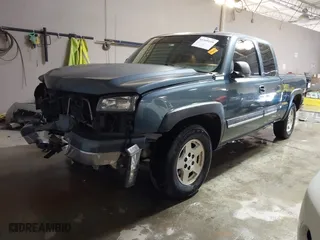 2006 Chevrolet Silverado 1500 LT2 with VIN 1GCEK19B96Z181792, listed as a IAAI auction lot 41355159 with 134,885 mi miles. Bid and sale history available at carsss.com. Image 17.