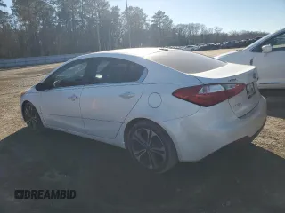2016 Kia Forte EX with VIN KNAFZ4A82G5552038, listed as a Copart auction lot 46706725 with 103,380 mi miles and Salvage Title. Bid and sale history available at carsss.com. Image 2.
