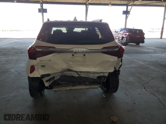 2023 Kia Seltos SX with VIN KNDETCA21P7356246, listed as a Copart auction lot 61078205 with 75,612 mi miles and Salvage title. Bid and sale history available at DreamBid. Image 6.