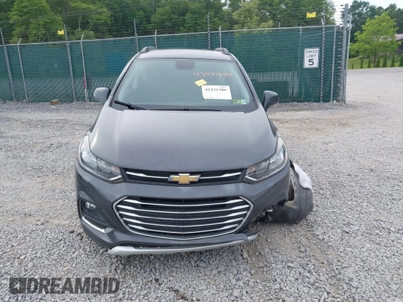2020 Chevrolet Trax LT with VIN 3GNCJLSB8LL138202, listed as a IAAI auction lot 42431306 with 12,285 mi miles and . Bid and sale history available at DreamBid. Image 13.