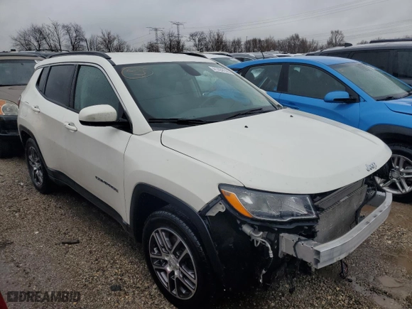 2019 Jeep Compass Latitude w/Sun/Wheel Pkg with VIN 3C4NJCBB5KT820017, listed as a Copart auction lot 41439165 with NaN miles and Salvage Title. Bid and sale history available at carsss.com. Image 4.