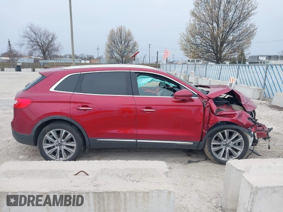 2016 Lincoln MKX Reserve with VIN 2LMPJ8LP8GBL32389, listed as a IAAI auction lot 42065668 with 135,907 mi miles and . Bid and sale history available at DreamBid. Image 12.