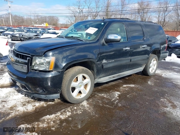 2012 Chevrolet Suburban LT with VIN 1GNSCJE02CR109193, listed as a IAAI auction lot 41541994 with 175,287 mi miles. Bid and sale history available at carsss.com. Image 2.