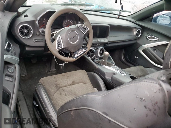 2020 Chevrolet Camaro 2SS z VIN 1G1FG1R7XL0106321, wystawiony jako Copart lot #54905995 z przebiegiem Nie podano mil oraz Szkoda całkowita • Salvage title. Historia ofert i sprzedaży dostępna na DreamBid. Obrazek 8.