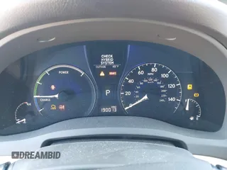 2010 Lexus RX 450h with VIN JTJBC1BA6A2009915, listed as a IAAI auction lot 41903210 with 190,013 mi miles and . Bid and sale history available at carsss.com. Image 7.