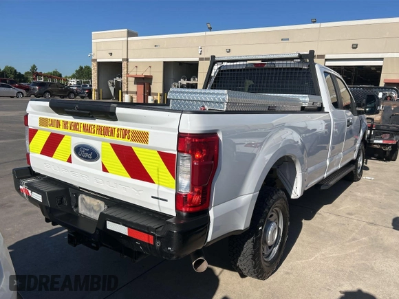 2019 Ford F-250 XL с VIN 1FT7X2B6XKEE91688, выставлен на аукционе IAAI как лот 42886656 с пробегом 125 715 миль миль и . История ставок и продаж доступна на DreamBid. Изображение 14.