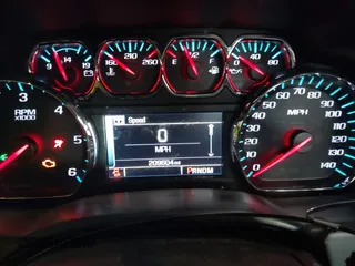 2014 Chevrolet Silverado 1500 LT with VIN 1GCVKREC0EZ130211, listed as a IAAI auction lot 41601900 with 209,604 mi miles and . Bid and sale history available at DreamBid. Image 7.