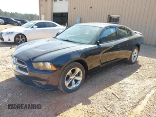 2014 Dodge Charger SE with VIN 2C3CDXBG4EH137969, listed as a IAAI auction lot 41909252 with 149,126 mi miles and . Bid and sale history available at carsss.com. Image 2.