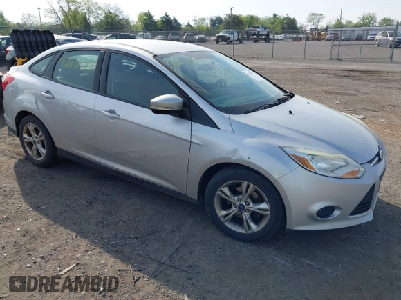 2014 Ford Focus SE with VIN 1FADP3F27EL396785, listed as a IAAI auction lot 42113377 with 147,851 mi miles. Bid and sale history available at carsss.com. Image 1.