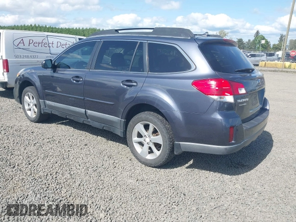 2014 Subaru Outback Premium with VIN 4S4BRBCC5E3247600, listed as a IAAI auction lot 42213039 with 225,027 mi miles and . Bid and sale history available at DreamBid. Image 3.