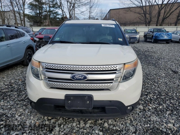 2011 Ford Explorer XLT with VIN 1FMHK8D81BGA74500, listed as a Copart auction lot 50613475 with 204,447 mi miles and Non Repairable. Bid and sale history available at DreamBid. Image 5.
