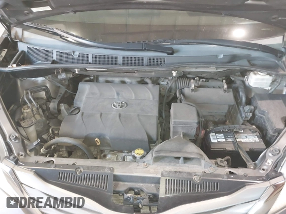 2011 Toyota Sienna XLE с VIN 5TDDK3DC8BS026606, выставлен на аукционе IAAI как лот 41295760 с пробегом 128 930 миль миль и . История ставок и продаж доступна на DreamBid. Изображение 10.