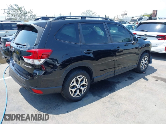 2023 Subaru Forester Premium with VIN JF2SKADC7PH438380, listed as a IAAI auction lot 42736499 with 23,989 mi miles and . Bid and sale history available at DreamBid. Image 4.