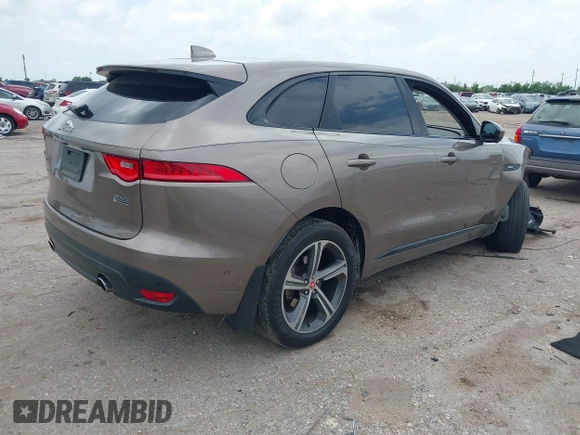 2017 Jaguar F-Pace 35t R-Sport с VIN SADCL2BVXHA067434, выставлен на аукционе IAAI как лот 42057515 с пробегом 101 435 миль миль и . История ставок и продаж доступна на DreamBid. Изображение 4.