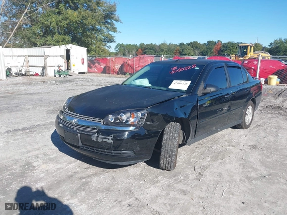 2005 Chevrolet Malibu with VIN 1G1ZS52F15F332817, listed as a IAAI auction lot 41080228 with 158,235 mi miles. Bid and sale history available at carsss.com. Image 17.