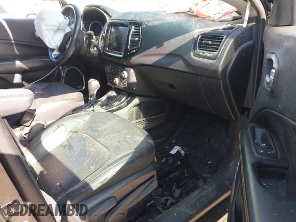 2019 Jeep Compass Limited with VIN 3C4NJDCB6KT653901, listed as a IAAI auction lot 42338815 with 87,909 mi miles and . Bid and sale history available at DreamBid. Image 5.