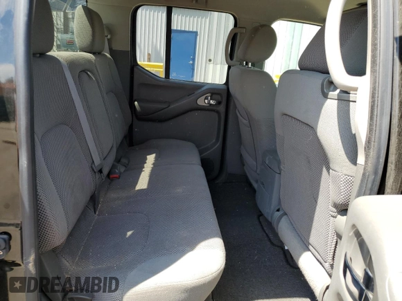 2007 Nissan Frontier SE z VIN 1N6AD09W47C447842, wystawiony jako Copart lot #62757575 z przebiegiem 113 926 mil mil oraz Czysty tytuł • Clean title. Historia ofert i sprzedaży dostępna na DreamBid. Obrazek 10.
