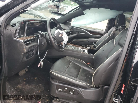 2021 Cadillac Escalade Premium Luxury z VIN 1GYS4CKL4MR193058, wystawiony jako Copart lot #57550955 z przebiegiem 47 761 mil mil oraz Szkoda całkowita • Salvage title. Historia ofert i sprzedaży dostępna na DreamBid. Obrazek 7.