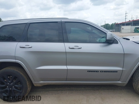 2017 Jeep Grand Cherokee Altitude with VIN 1C4RJEAG9HC788932, listed as a IAAI auction lot 42068148 with 161,325 mi miles and . Bid and sale history available at DreamBid. Image 14.