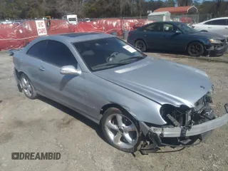 2005 Mercedes-Benz CLK-Class 3.2L with VIN WDBTJ65J25F127494, listed as a IAAI auction lot 41679956 with 106,746 mi miles. Bid and sale history available at carsss.com. Image 1.