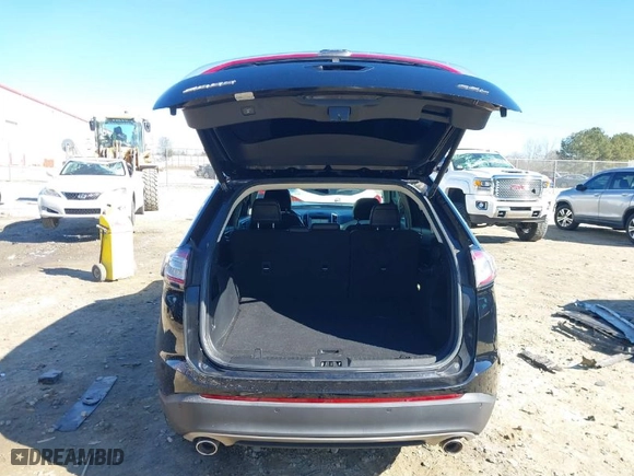 2017 Ford Edge SEL with VIN 2FMPK3J89HBB27138, listed as a IAAI auction lot 41351376 with 101,606 mi miles. Bid and sale history available at carsss.com. Image 18.