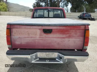 1986 Nissan Hardbody E z VIN JN6ND11SXGW022401, wystawiony jako Copart lot #51545335 z przebiegiem 187 680 mil mil oraz Czysty tytuł • Clean title. Historia ofert i sprzedaży dostępna na DreamBid. Obrazek 6.