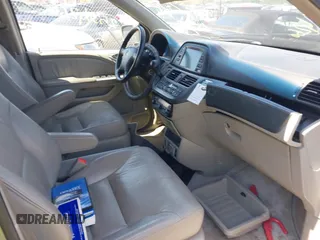 2006 Honda Odyssey EX-L z VIN 5FNRL38786B105476, wystawiony jako IAAI lot #42141512 z przebiegiem Nie podano mil oraz . Historia ofert i sprzedaży dostępna na DreamBid. Obrazek 5.