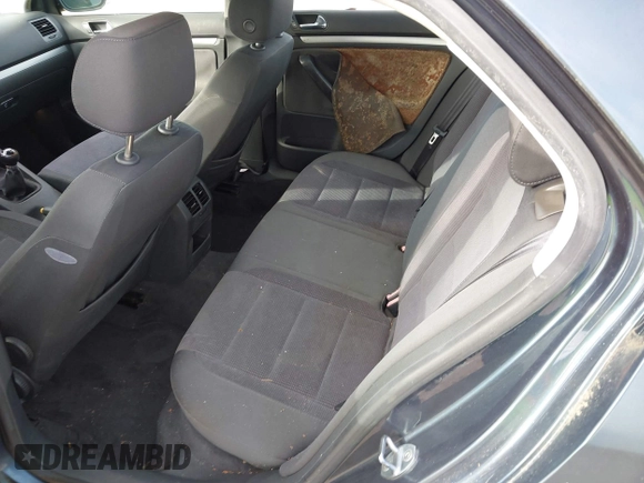 2005 Volkswagen Jetta 2.5 with VIN 3VWPG71K15M633921, listed as a IAAI auction lot 41186775 with 137,915 mi miles and . Bid and sale history available at DreamBid. Image 8.