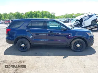 2017 Ford Police Interceptor Utility with VIN 1FM5K8AT1HGC07504, listed as a IAAI auction lot 42283893 with 137,956 mi miles and . Bid and sale history available at DreamBid. Image 13.