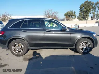 2020 Mercedes-Benz GLC with VIN WDC0G8EB8LF750388, listed as a IAAI auction lot 41377687 with 44,517 mi miles. Bid and sale history available at carsss.com. Image 13.