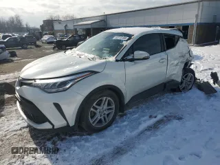 2021 Toyota C-HR LE with VIN NMTKHMBX0MR127593, listed as a Copart auction lot 42215185 with 58,888 mi miles and Salvage Title. Bid and sale history available at carsss.com. Image 1.