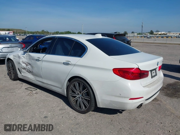 2018 BMW 5 Series 530i with VIN WBAJA5C57JWA35784, listed as a IAAI auction lot 41889468 with 68,471 mi miles and . Bid and sale history available at DreamBid. Image 3.