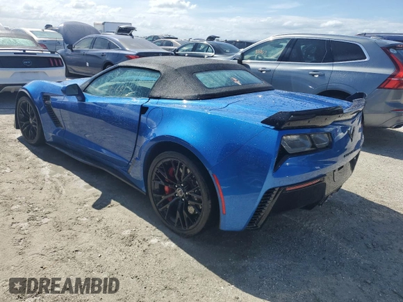 2015 Chevrolet Corvette Z06 3LZ with VIN 1G1YU3D66F5607211, listed as a Copart auction lot 76238254 with 14,268 mi miles and Salvage Title. Bid and sale history available at carsss.com. Image 2.