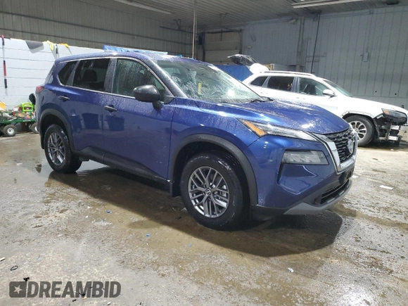2022 Nissan Rogue S z VIN 5N1BT3AB4NC685705, wystawiony jako Copart lot #46331255 z przebiegiem 48 455 mil mil oraz Szkoda całkowita • Salvage title. Historia ofert i sprzedaży dostępna na DreamBid. Obrazek 4.