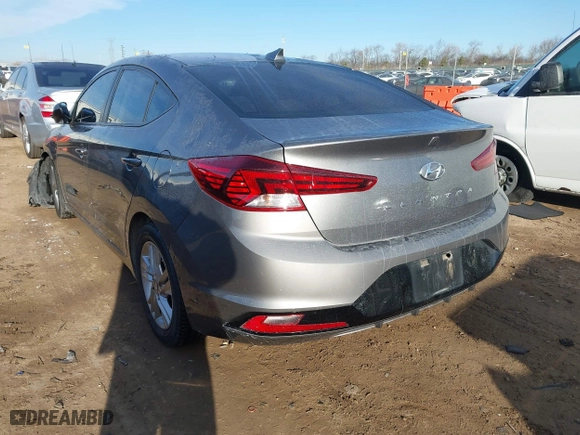 2019 Hyundai Elantra SEL with VIN 5NPD84LF5KH484447, listed as a IAAI auction lot 41465875 with 93,601 mi miles. Bid and sale history available at carsss.com. Image 3.