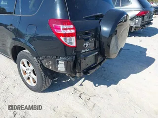 2011 Toyota RAV4 Ltd with VIN 2T3YF4DV9BW073770, listed as a IAAI auction lot 41319900 with 251,450 mi miles. Bid and sale history available at carsss.com. Image 17.