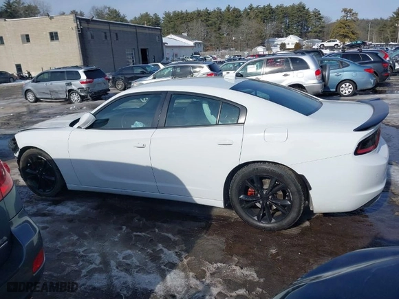 2022 Dodge Charger SXT with VIN 2C3CDXJG8NH214134, listed as a IAAI auction lot 41621216 with 39,790 mi miles. Bid and sale history available at carsss.com. Image 15.