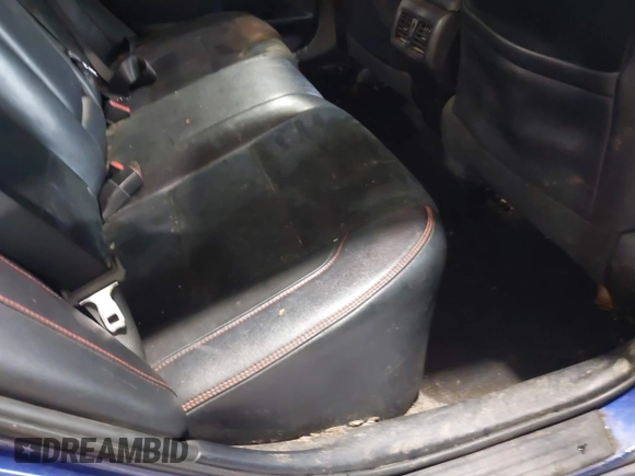 2015 Toyota Camry XLE with VIN 4T1BF1FK7FU950195, listed as a IAAI auction lot 41976565 with 113,071 mi miles and . Bid and sale history available at DreamBid. Image 8.
