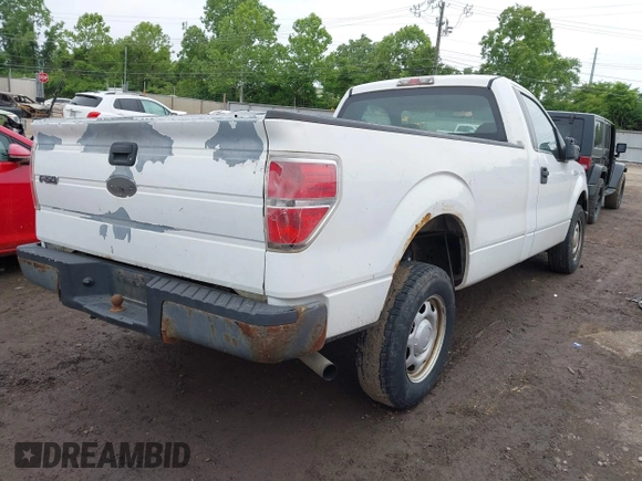 2010 Ford F-150 XL с VIN 1FTMF1CW2AKC10322, выставлен на аукционе IAAI как лот 42345148 с пробегом 161 331 миль миль и . История ставок и продаж доступна на DreamBid. Изображение 4.