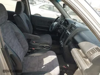 2003 Honda CR-V LX with VIN SHSRD78583U136394, listed as a IAAI auction lot 41701109 with 167,435 mi miles. Bid and sale history available at carsss.com. Image 5.